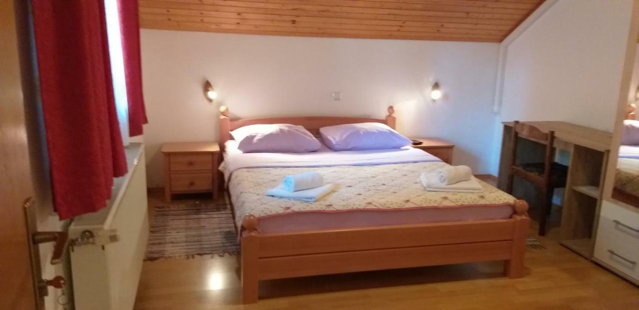Apartman & Sobe Orhideja Smoljanac Exterior foto